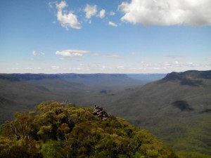 Sublime Point towards Kedumba Valley