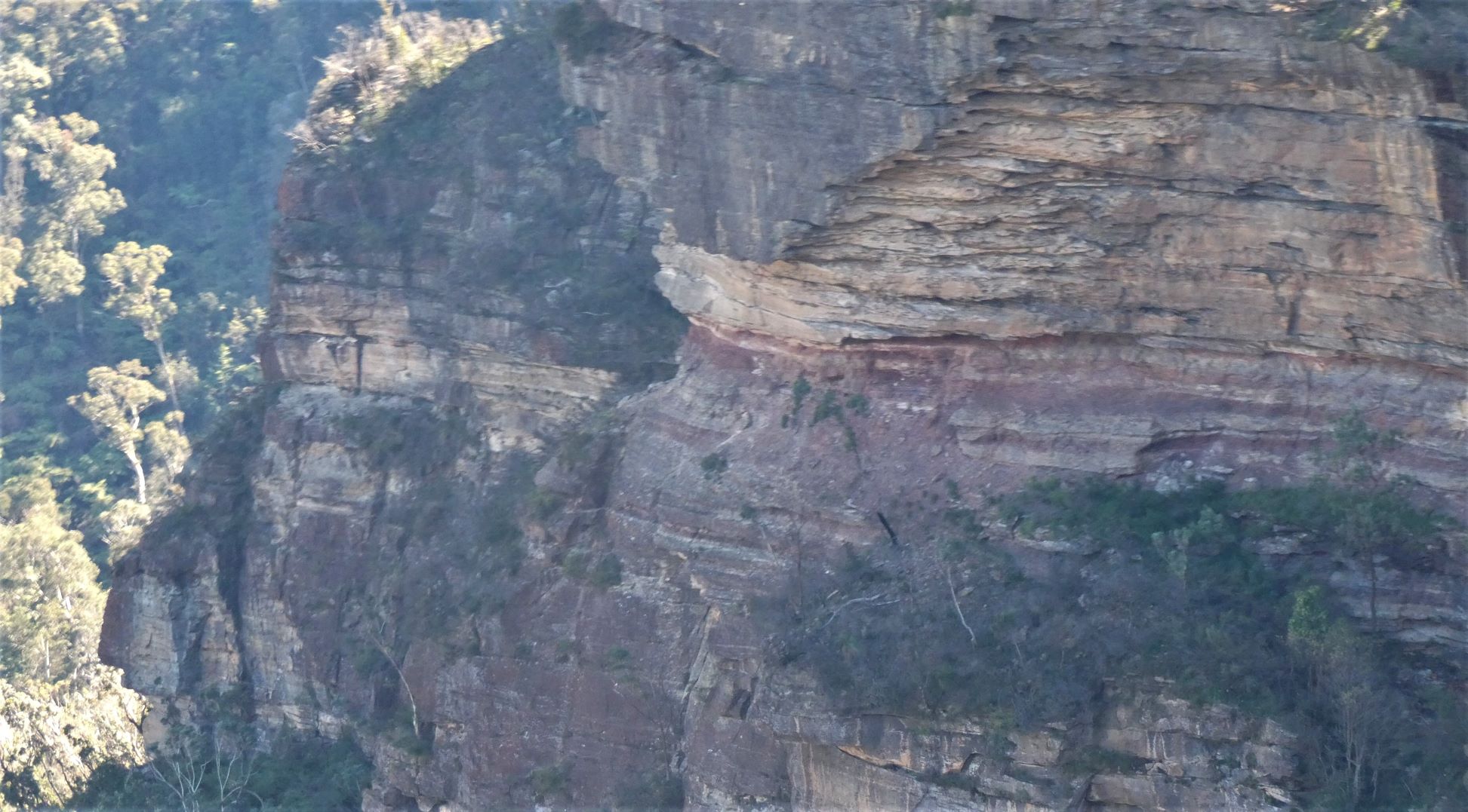 Undocumented Narrowneck Pass