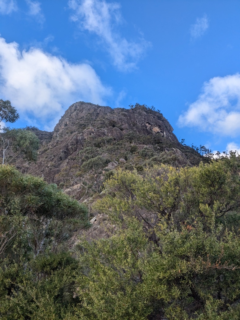 Ascending Short Leaning Ridge